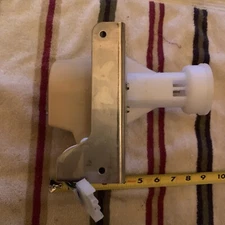 2217220, WP221722 used Genuine OEM Whirlpool Icemaker Recirculation Pump Assm