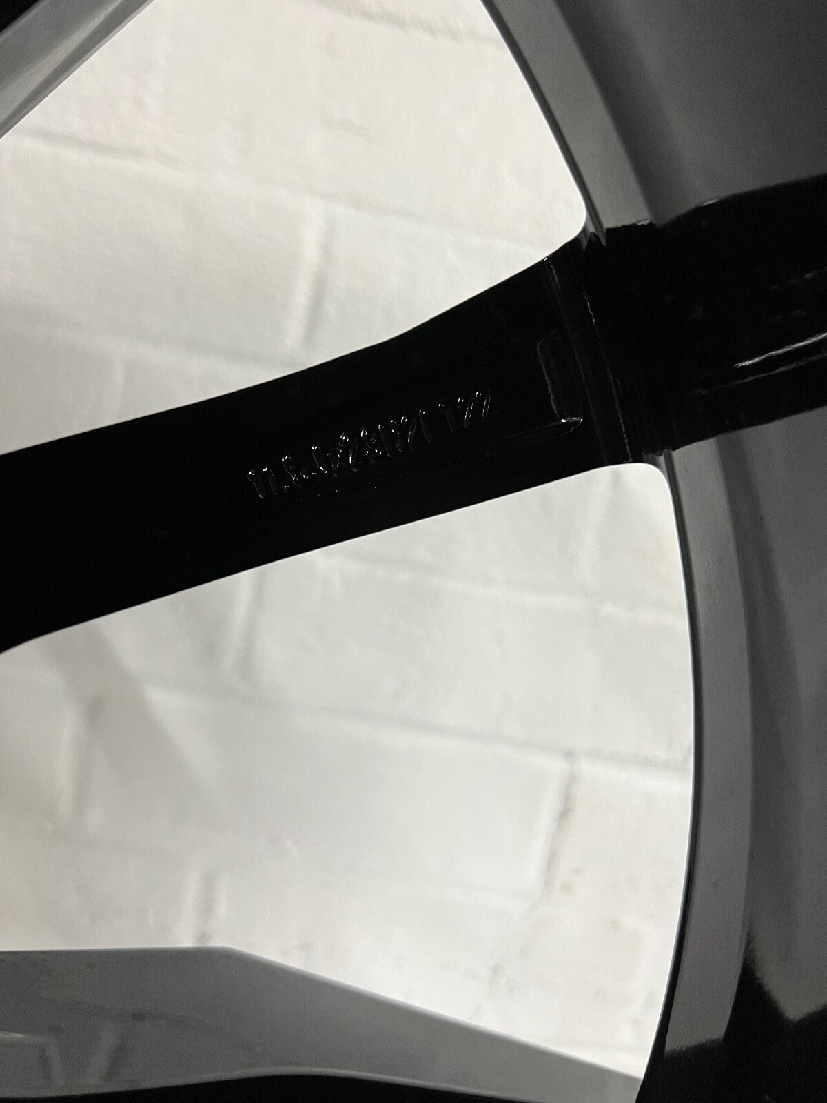 GREAT CONDITION  Factory Lamborghini Urus Wheel OEM 23 Rear  Genuine 4ML601025AF
