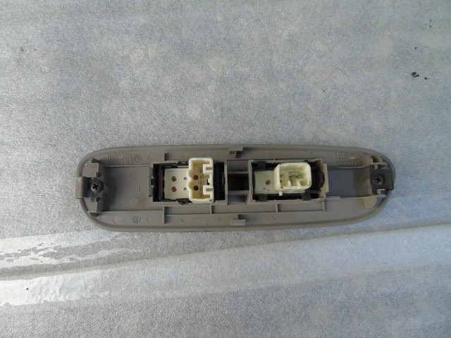 2005 TOYOTA TUNDRA 4X4 GRAY RIGHT FRONT DOOR LOCK WINDOW CONTROL SWITCH