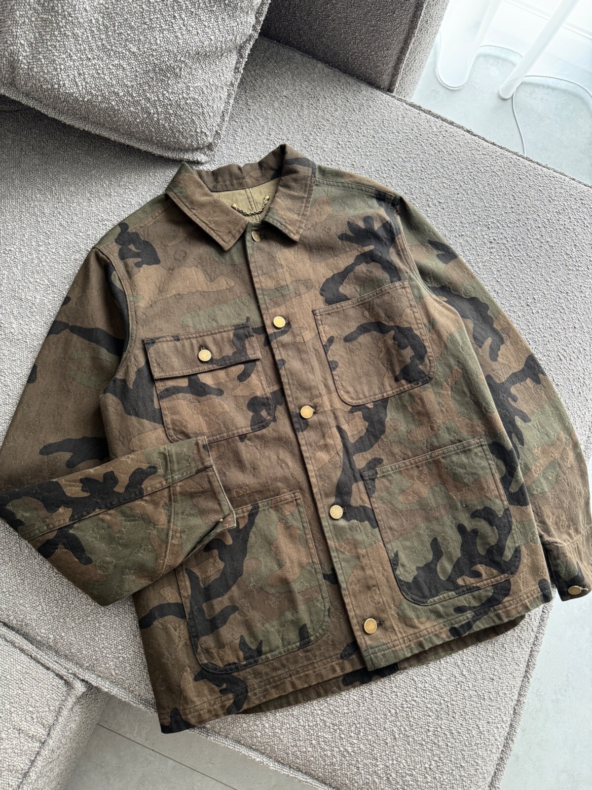 Men's Authentic LOUIS VUITTON SUPREME Camo Monogram Denim Trucker Jacket 46 S/M image 3