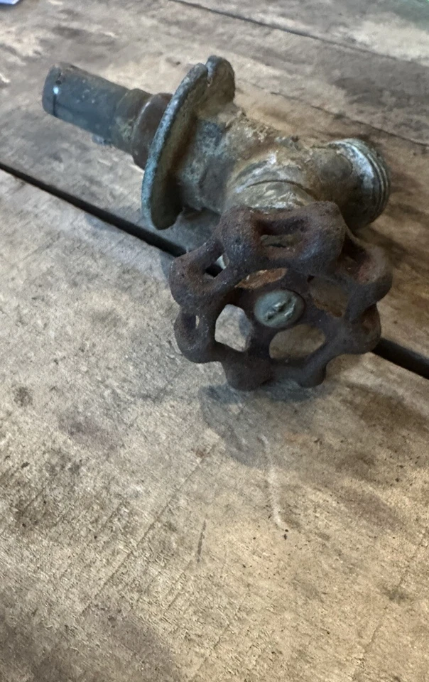 De colección RUSTY Válvula de Agua Manija de Grifo Steampunk Artesanía Plomería Chatarra 121 Foto 2 de 3