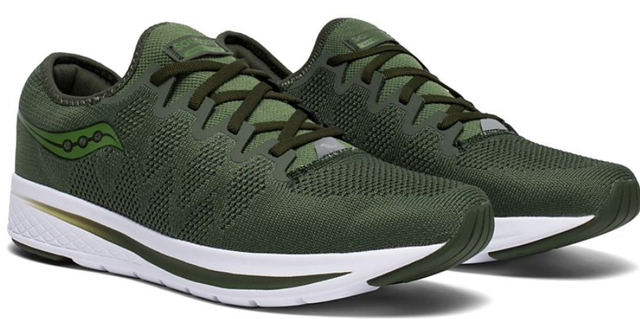 saucony men's versafoam flame running shoe