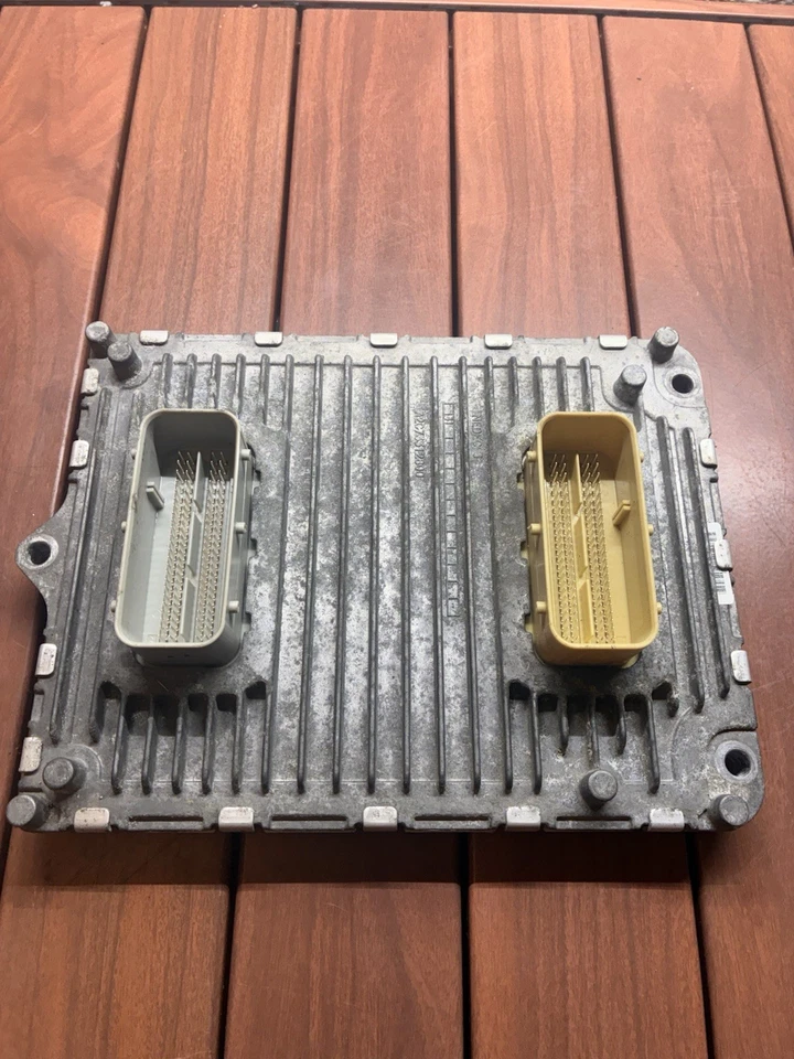 RAM 3500 2015 5,7 L 2x2 módulo de control del motor ECU ECM PCM OEM P68232164AD Foto 2 de 4