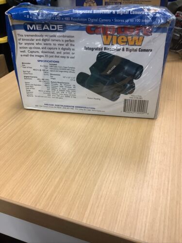 Meade Capture View 8 x 22 Integrated Binocular & Digital Camera - Picture 2 of 4