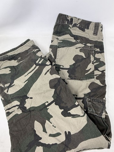 Wrangler Camo Cargo Pants Mens 38x32 Green Style Vintage 2000s Straight Leg