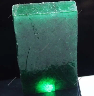 Certified 1197.00 CT Colombian Green Emerald Natural Rough Huge Loose Gemstone - Image 1 of 4