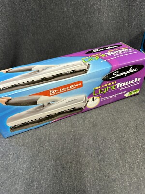 Swingline Desktop Punch Light Touch 2-7 Adjustment/20 Sheet Capacity new in box