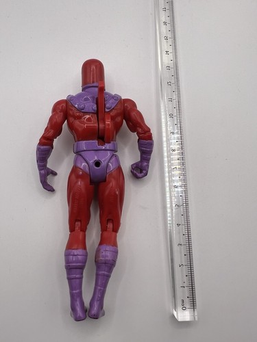 Marvel X-Men MAGNETO 5.5" Action Figure 1992 ToyBiz (Super Spark Action) - Fair - Picture 3 of 4