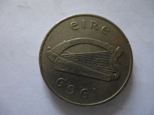 1969 eire 10p...harp...fish...Decimal coin...free P+P - 第 1/2 張圖片