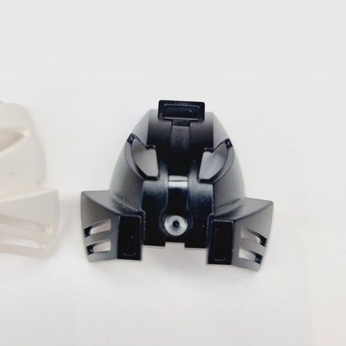 LEGO Bionicle Kanohi Mask Kakama Mask Black White Pair Original Vintage - Picture 4 of 11