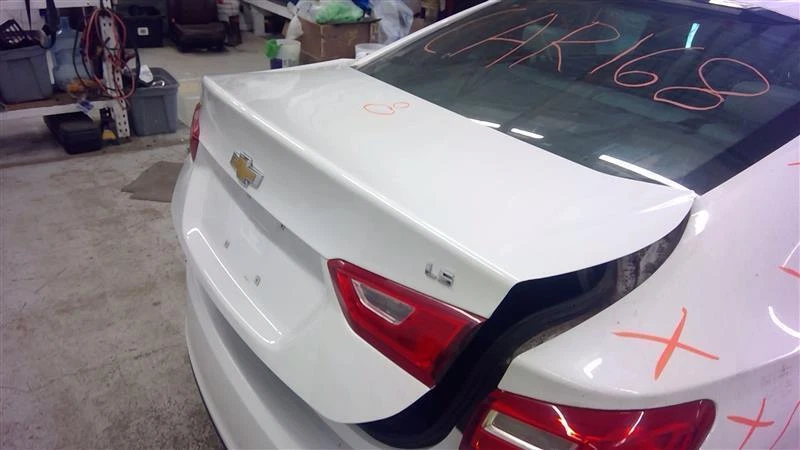 (LOCAL PICKUP ONLY) 16 17 18 19 20 21 22 23 24 MALIBU Trunk Decklid Tailgate Foto 2 de 4