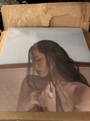Madison Beer - limited edition locket vinyl + signed insert - New Sealed