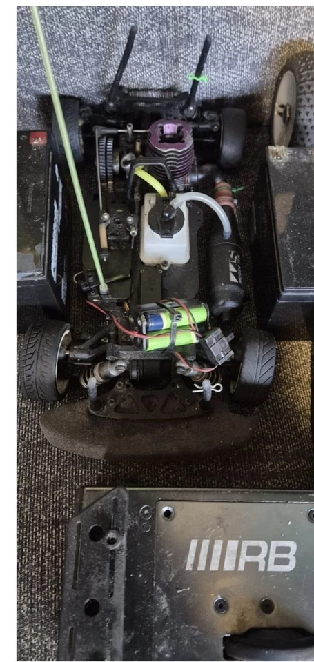 RC Nitro Cars Job Lot - Image 4 of 4