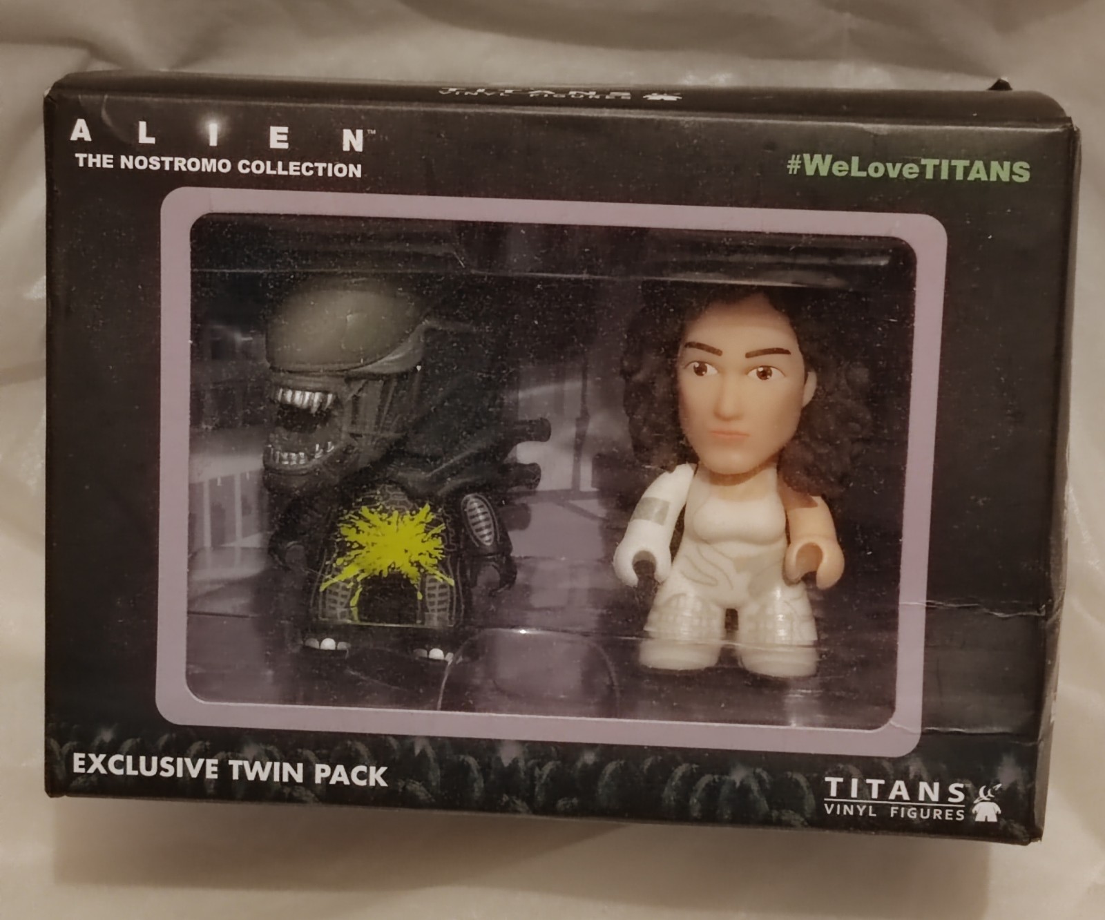 Titans Alien Brain Splatter Parker and Xenomorph 3 Inch Mini Figure 2 Pack
