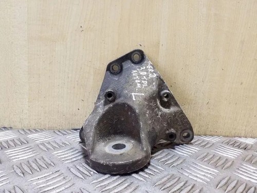 AUDI A6 4F2, C6 Getriebehalter 4F0399113B 3.00 Diesel 165kw 2006 26143182