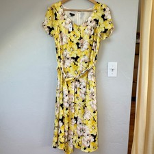 Talbots Stretch Crepe Midi Dress Large Yellow Poppies Short Sleeve Tie Waist 14P