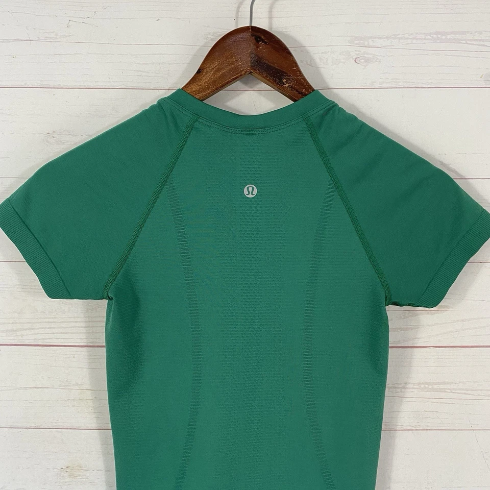 Camisa Lululemon Mujer Swiftly Tech Manga Corta Talla 2 Verde Pullover Elástico Foto 4 de 4