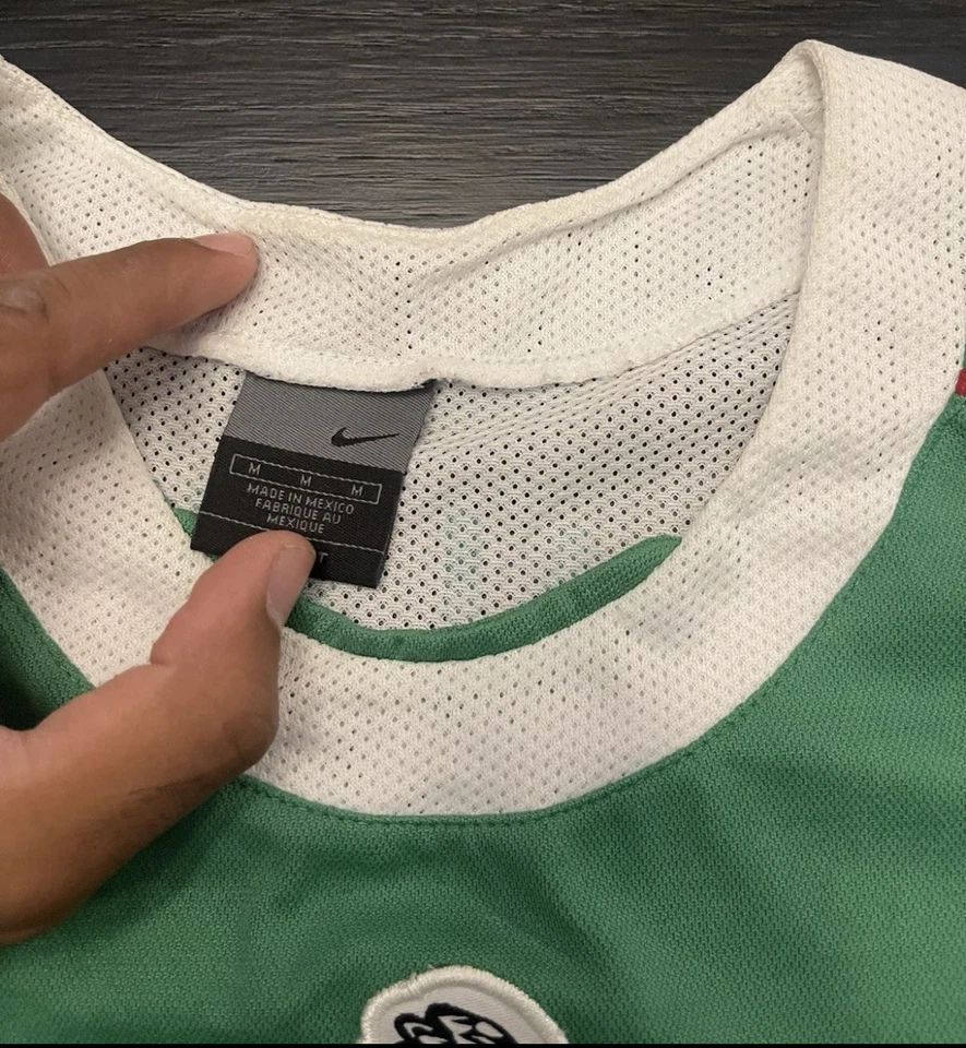 Camiseta Nike México 2005 local - U17 WC Carlos Vela #9 mediana Foto 2 de 4