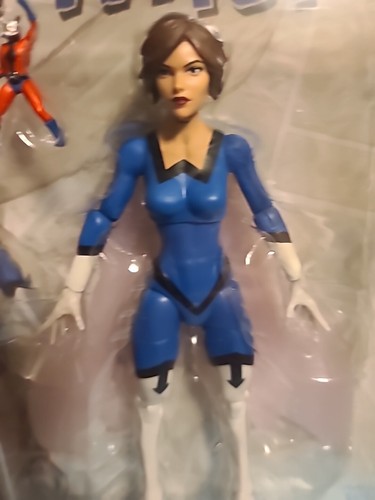 Retro MARVEL LEGENDS THE WASP - MIP vintage ! rivals Avengers - Picture 3 of 8