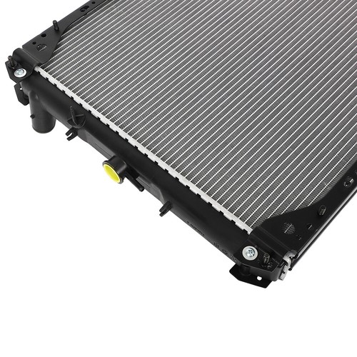 Aluminum Radiator for 2000-2004 Chevrolet W5500 Tiltmaster 1994-2016 Isuzu NPR - Picture 5 of 9