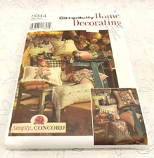 Simplicity Home Decorating 8044 One Size Uncut Design Your Own Pillows Brand New