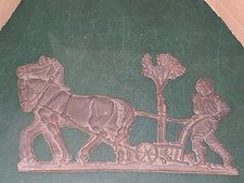 Décor mural en métal style ancien chevaux charrue 42 x 24 cm