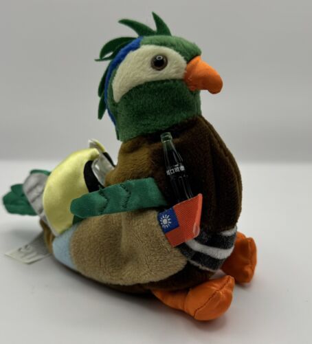 Coca Cola International Duckles the Mandarin Duck Taiwan Flagge Plüsch Sitzsack - Bild 2 von 8