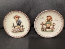 2 M.J. Hummel Mini Plates Goebel 21/25 991 & 19/25 989