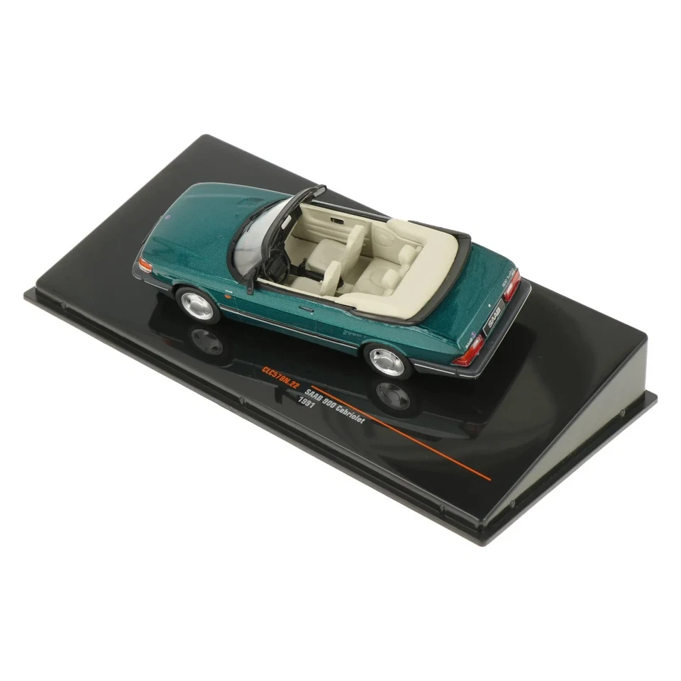 SAAB 900 CONVERTIBLE METALLIC GREEN - IXO 1:43 SCALE MODEL - Image 2 of 4