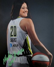 MADDY SIEGRIST Signed 8 x 10 Photo WNBA Basketball DALLAS WINGS.