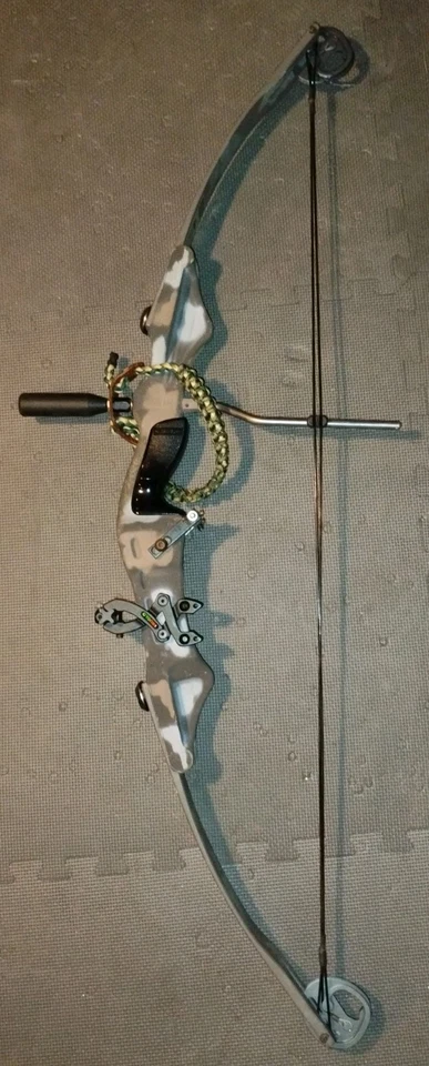 Pearson Spoiler Compound Bow 70# Pull, 28 in Draw, Arrows, Quiver & Sight Inc - Image 4 of 4