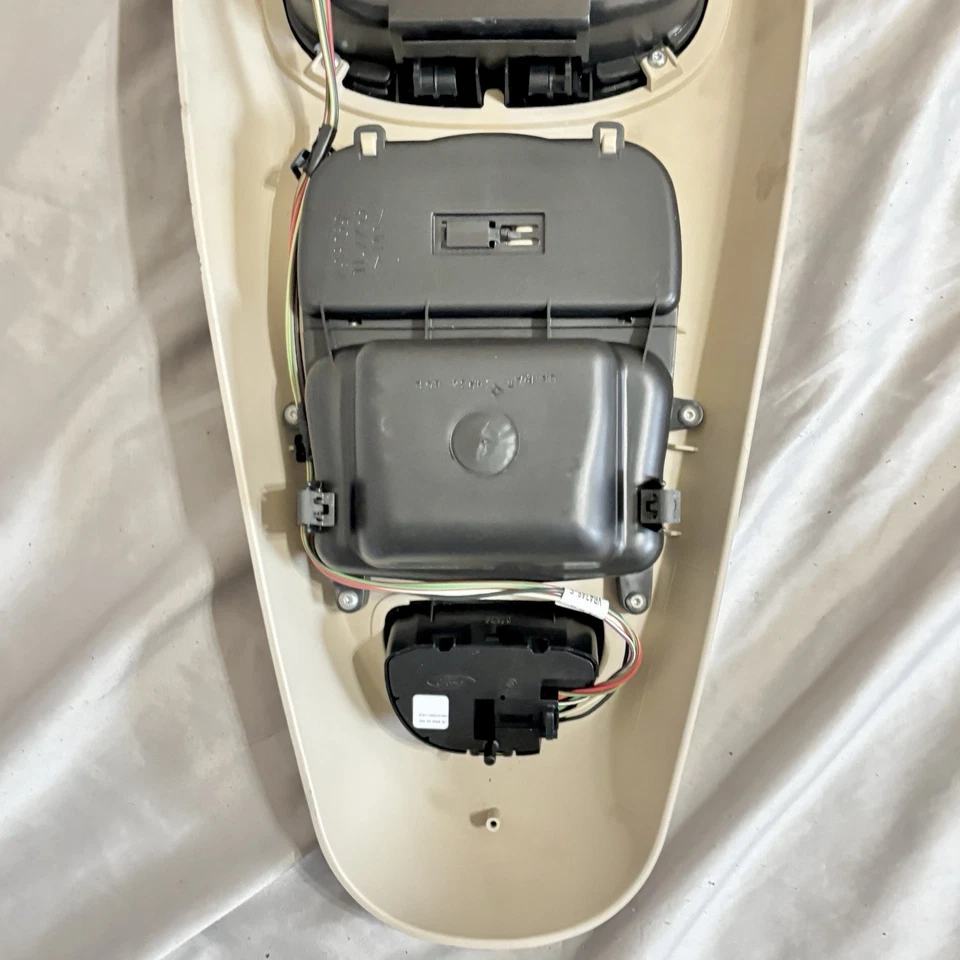 99 00 01 02 03 FORD WINDSTAR CONSOLA SUPERIOR PUERTA INTERRUPTOR AUDIO OEM 1261-25 Foto 3 de 4