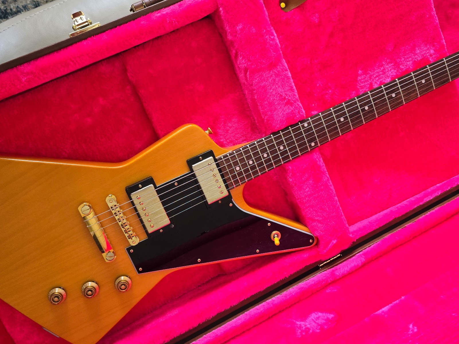 EPIPHONE INSPIRED BY GIBSON 1958 KORINA EXPLORER WITH OHSC
