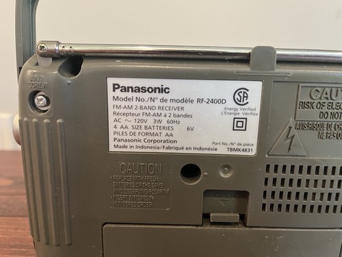 Radio AM/FM portatile Panasonic RF-2400D testata funzionante - Foto 3 di 5