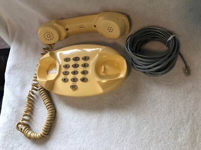 Vtg Tele Quest Manta Oval Telephone, Model 150-TF