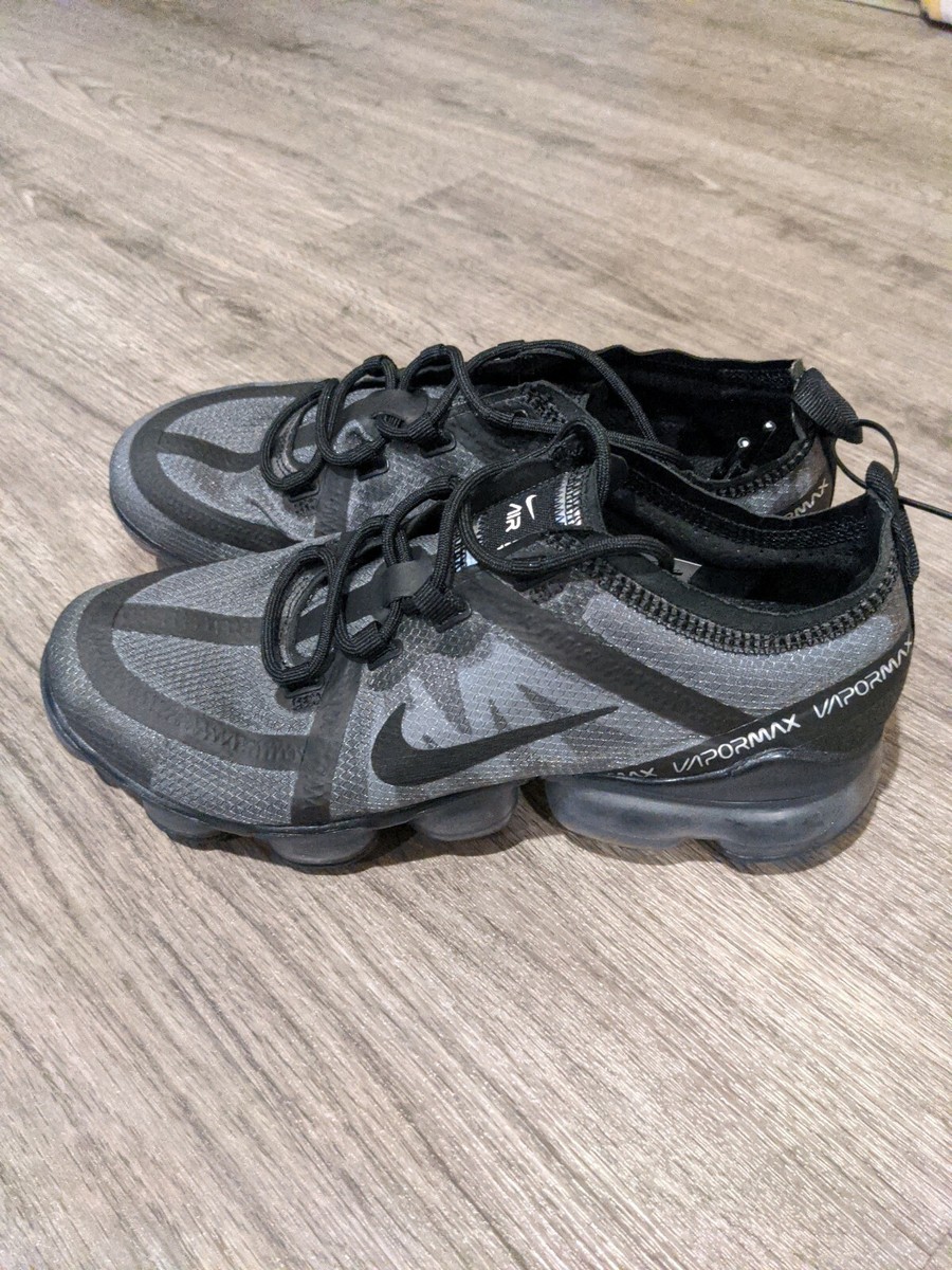 Men's Size Nike Air VaporMax 2019 Grey Black Sneakers AR6631