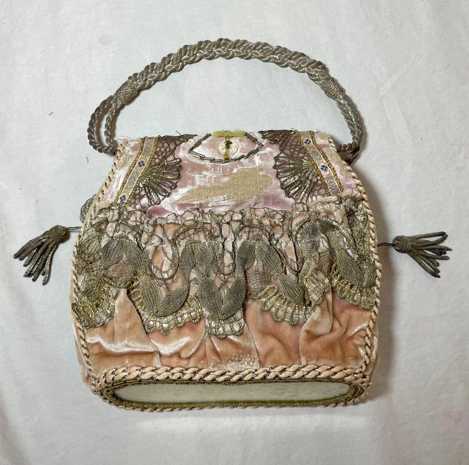 Antiguo bolso de mano de seda con asas victoriano hecho a mano francés de 1800 Foto 3 de 4