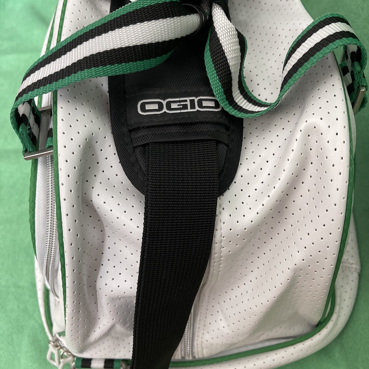 BMW - 【廃盤・希少モデル】BMW Golfsport OGIO ゴルフトラベルケース s-l400.jpg