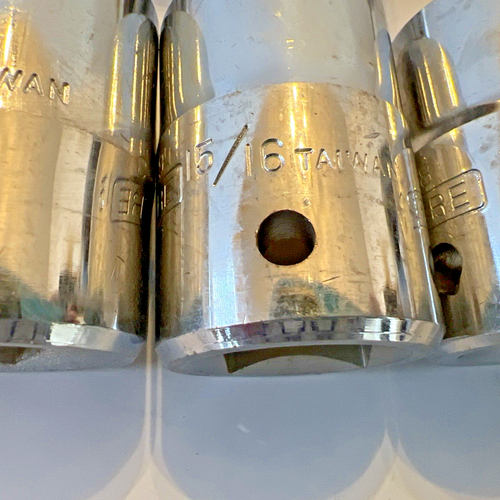 John Deere Sockets & Extension Bars Tool Lot  pt16681 pt16682 3/4” -- W Sockets - Picture 16 of 20