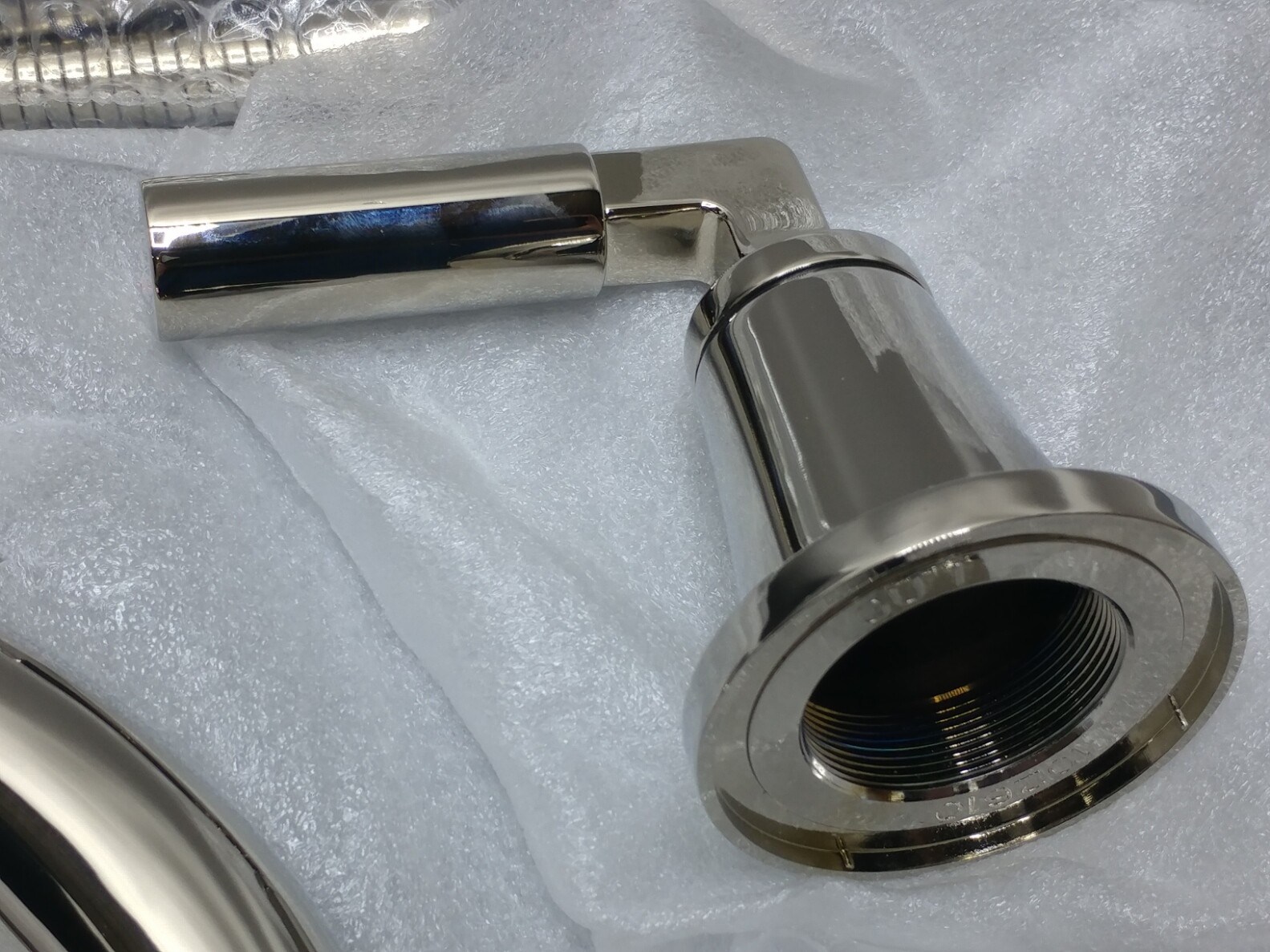 Delta Bowery T4748PN 4Hole Roman Tub Filler w/handshower in Polished