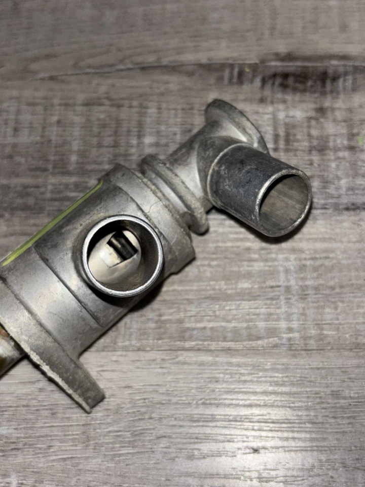 Control de ralentí válvula corredera de aire BMW E9 E12 E24 3.0CSi 630CSi 530i 0280140018 Foto 2 de 3