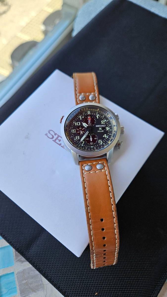 Seiko Aviator Prospex Solar V176-0AG0 Chronograph 100M SSC421P1