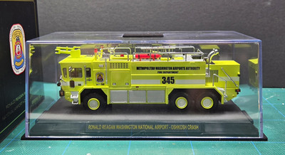 Code 3 Reagan National Airport Fire Truck 1/64 Diecast w/ Case & Box