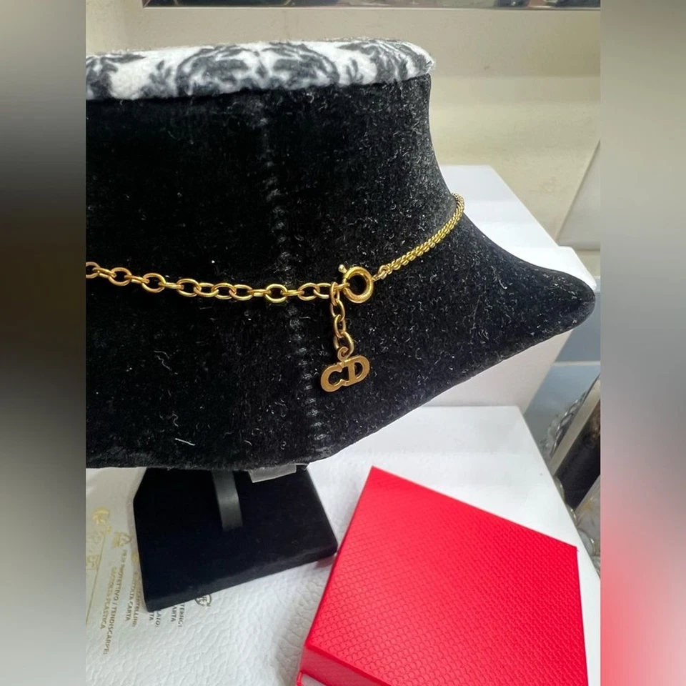 Colar Christian Dior - Imagem 4 de 4