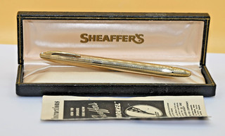 VINTAGE BOXED PAPER WORKING SHEAFFER'S SNORKEL TRIUMPH 1955 GOLD FOUNTAIN PEN