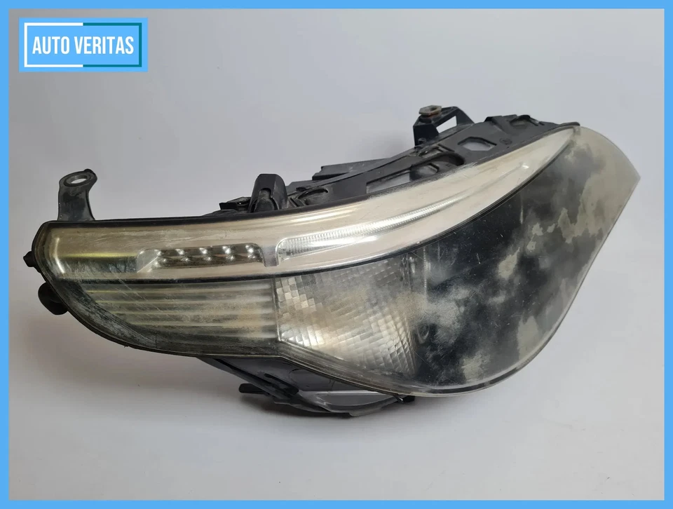 Original BMW 5 Series (E60/E61) Headlight / Front lamp Right 15872200 - Image 4 of 4