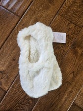 Auden Women's Ivory Faux Fur Slipper Socks Non-Slip Cushioned M/L 8-10 1 Pair