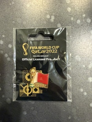 RARE - FIFA World Cup Qatar 2022 Trophy & Flag 3D Pin. Official licensed product