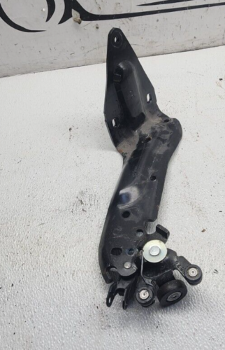 2012-18 19 20 Dodge Grand Caravan Rear Right Side Lower Sliding Door Hinge Oem - Picture 2 of 6