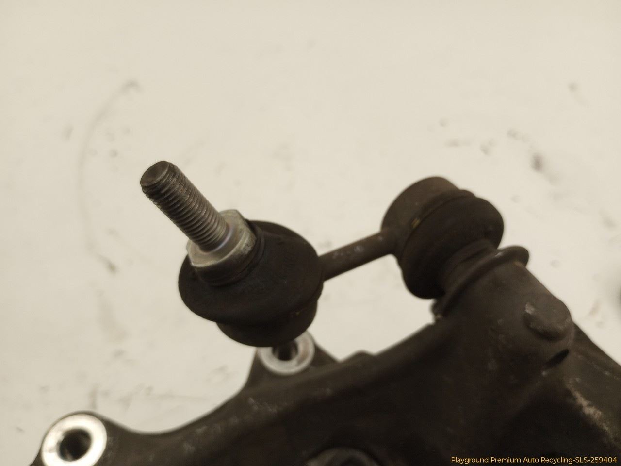 Maserati Quattroporte 2003-2008 Rear Left Steering knuckle